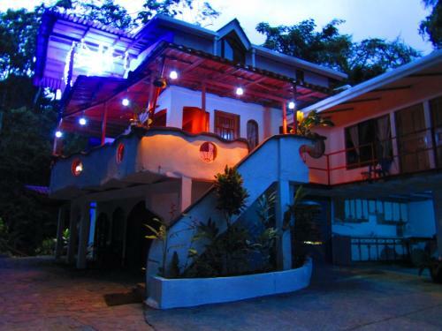 Hotel Agua Inn