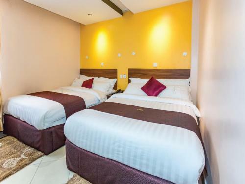 Hotel Green Court