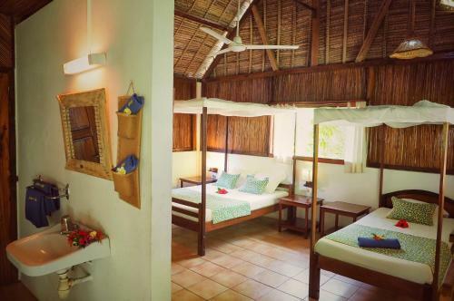 Lakana Hotel