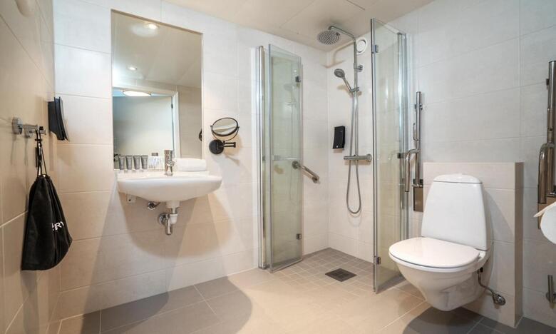 Hotel Rica Forum