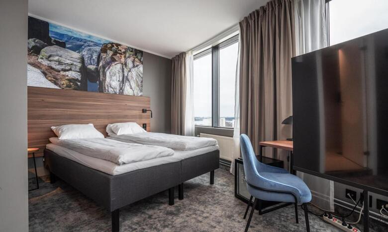 Hotel Rica Forum