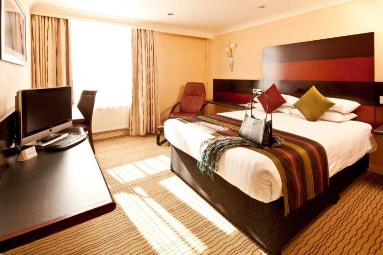 Hotel Mercure Chester Abbots Well