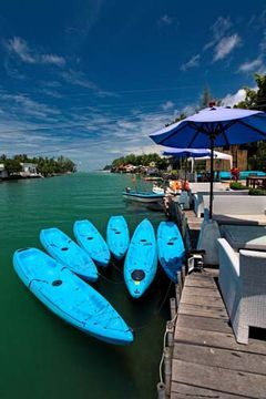 Hotel Aana Resort And Spa