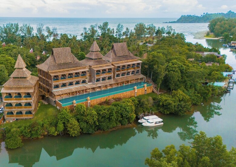 Hotel Santhiya Koh Chang Resort