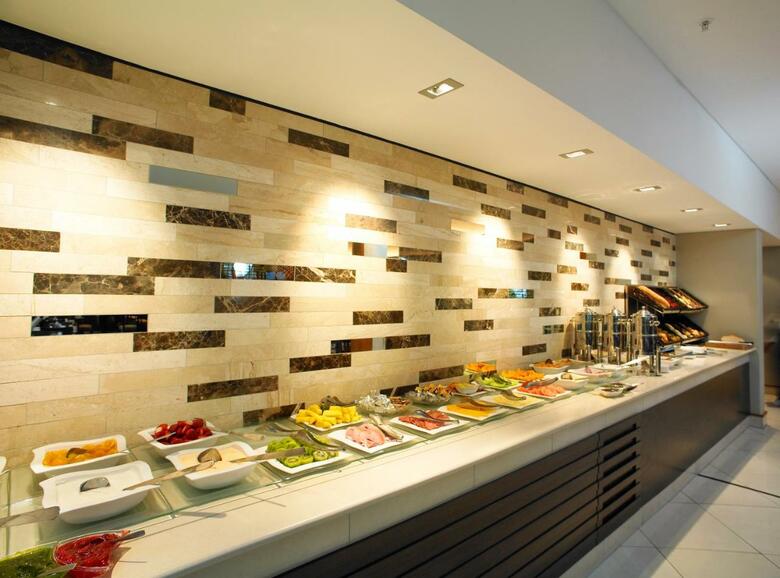 Hotel Southern Sun Waterfront
