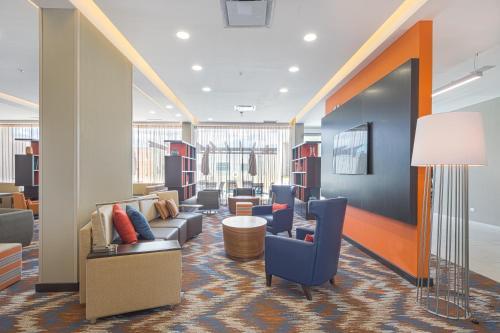 Hotel Courtyard By Marriott Saltillo