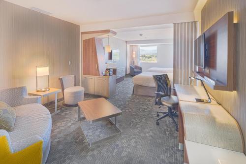 Hotel Courtyard By Marriott Saltillo
