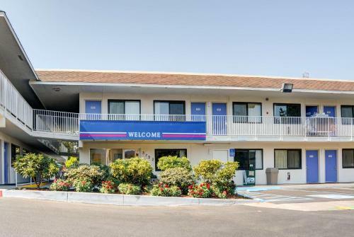 Motel 6 Eugene North - Springfield