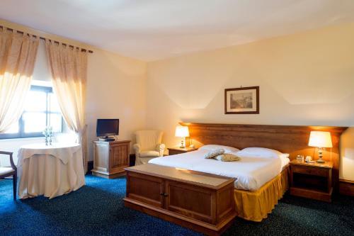 Hotel Castello Chiola