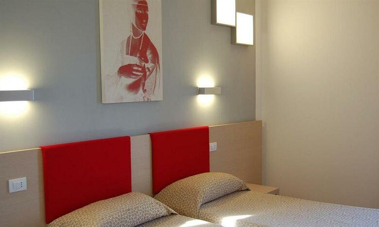 Hotel Casolare Le Terre Rosse