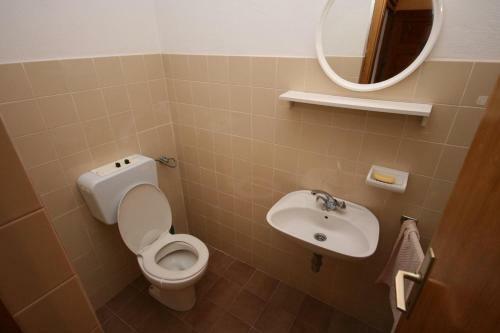 Hostal Apartments By The Sea Duce (omis) - 2737