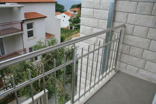 Hostal Apartments By The Sea Duce (omis) - 2737