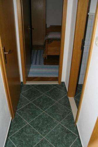 Hostal Apartments By The Sea Duce (omis) - 2737