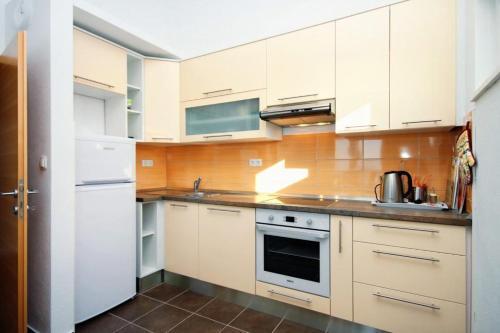 Apartment Duce 8631a