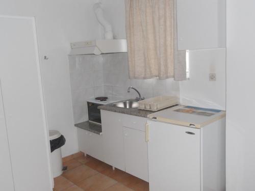 Hostal Glaros Studios