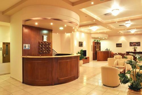 Hotel Minos