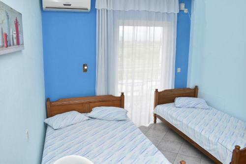 Ainalis Apartments