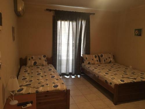 Dimitra's Apartments
