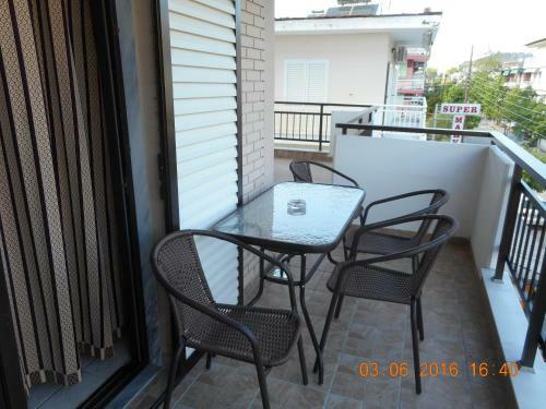 Dimitra's Apartments