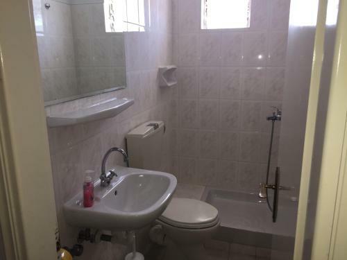 Dimis Studios And Apartments