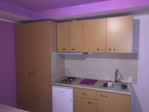 Dimis Studios And Apartments