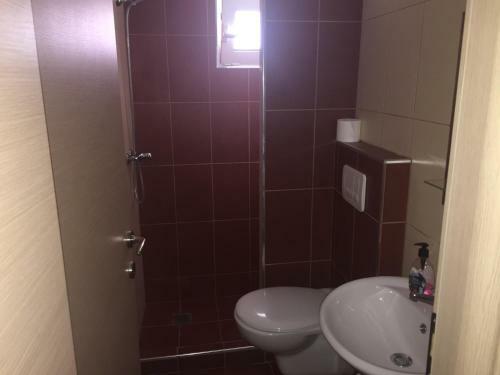 Dimis Studios And Apartments