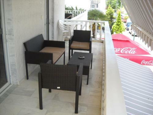 Apartamentos Hotel Kostas