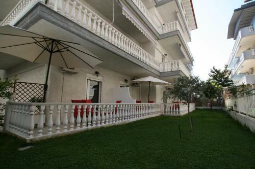 Apartamentos Hotel Kostas