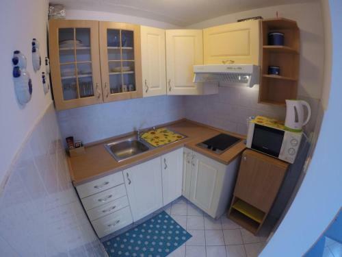 Apartment Slatine 1098c