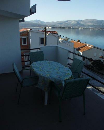 Hostal Apartment Slatine 460a