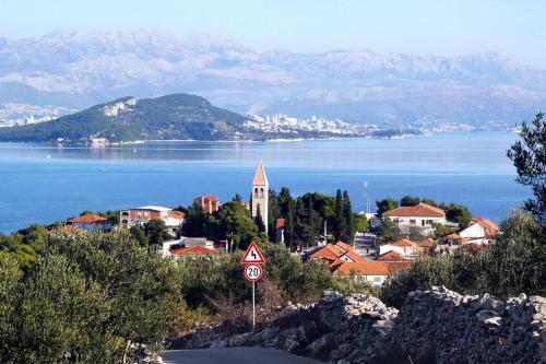 Hostal Apartment Slatine 460a
