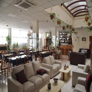 Mariela Aparthotel