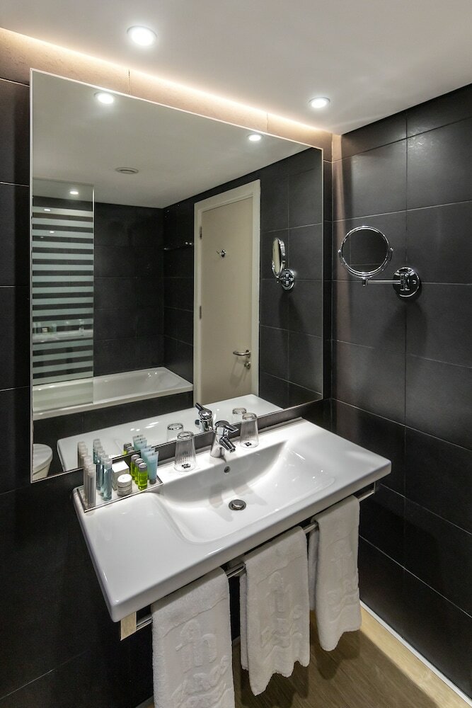 Faros Hotel