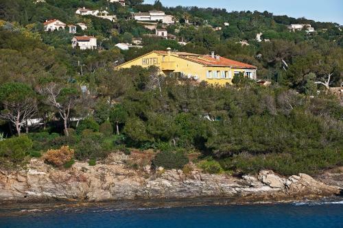 Hotel H�tel Les Calanques
