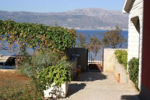 Apartment Slatine 1128b