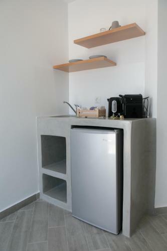 Iades Studios & Apartments