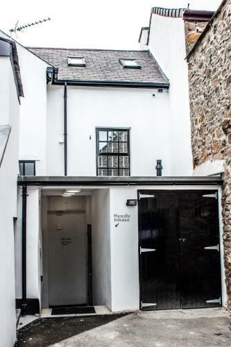 Hotel The Black Boy Inn