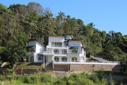 Sunlit Villa