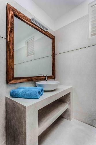 Serendipity House