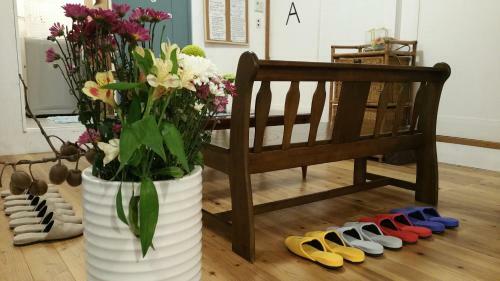Hostal Guesthouse Anthut