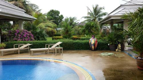 Villa Rawai Holidays