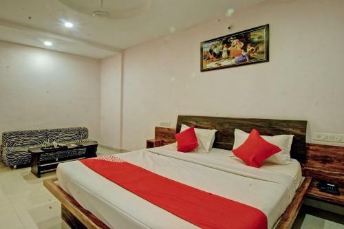 Oyo 020 Hotel Silver Tree Inn