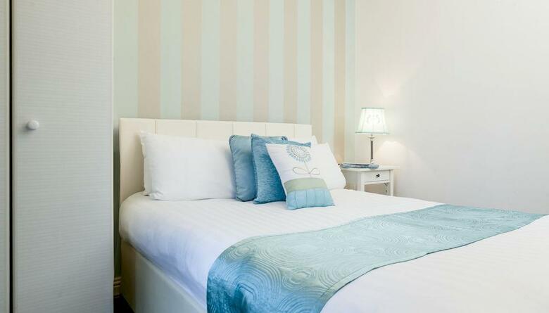 Hotel Amberley House By Thekeycollections