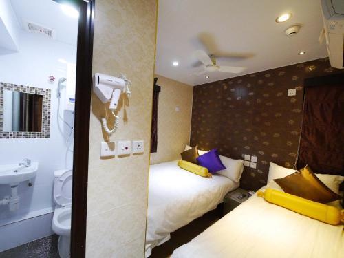 Hotel New International Guest House