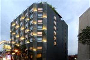 Hotel Naumi