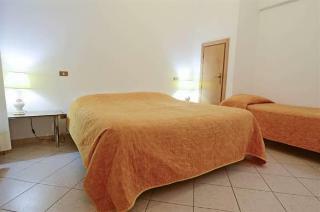 Parador Hotel Residence