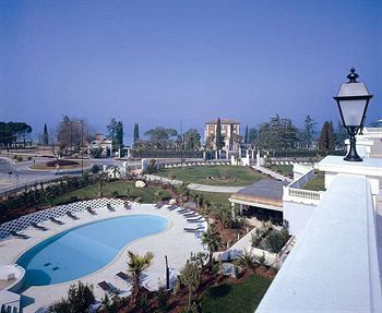 Palace Hotel