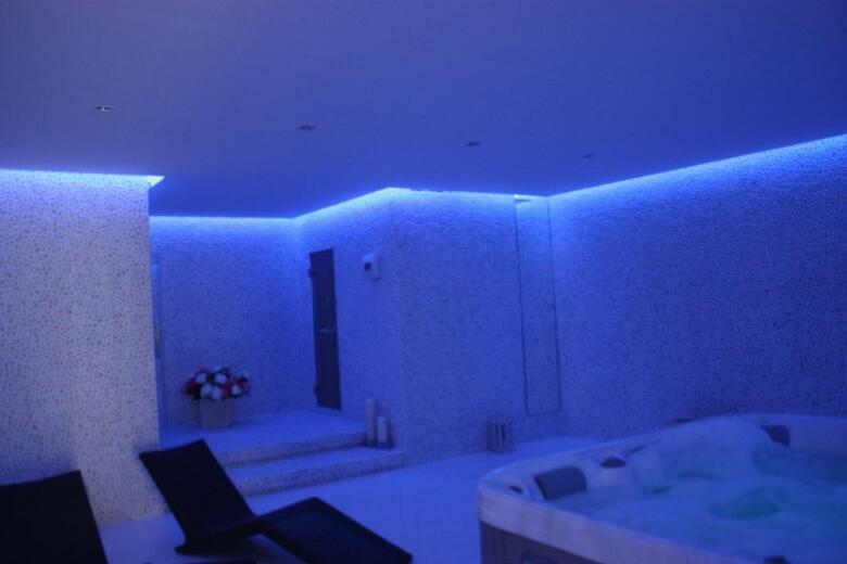 White Hotel Resort