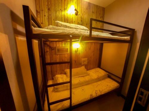 Hostal Zhangye Xixia Youth Hostel