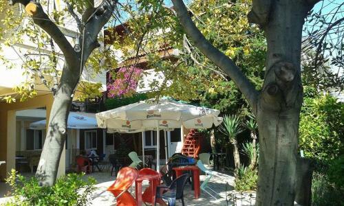 Hostal Vila Nino